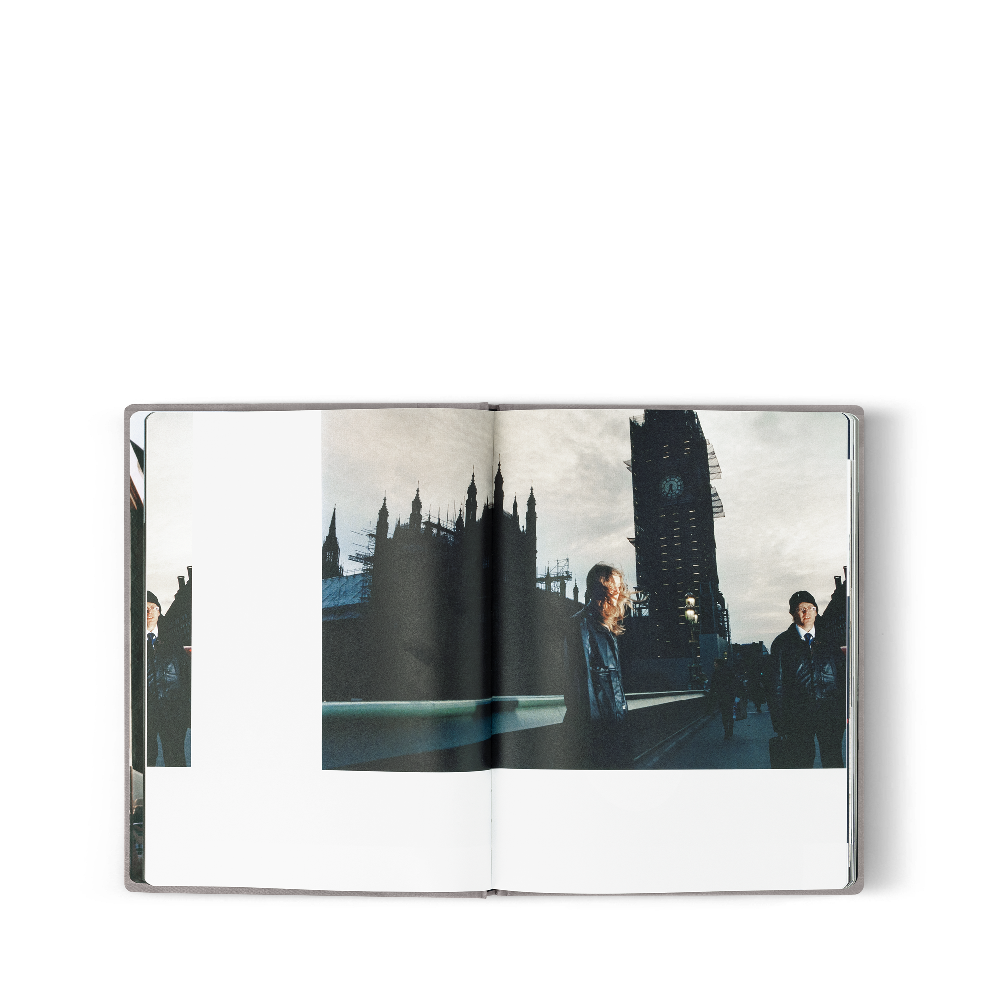 Fashion Eye London - Trunks, Travel and Home - Library | LOUIS